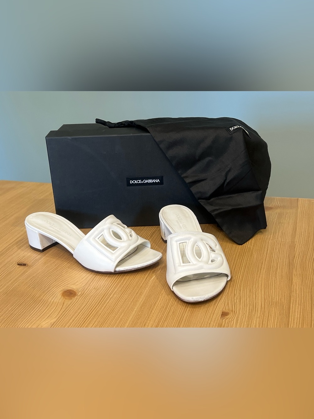 Dolce & Gabbana White Leather Logo Interlock Slides - Size 5.5
